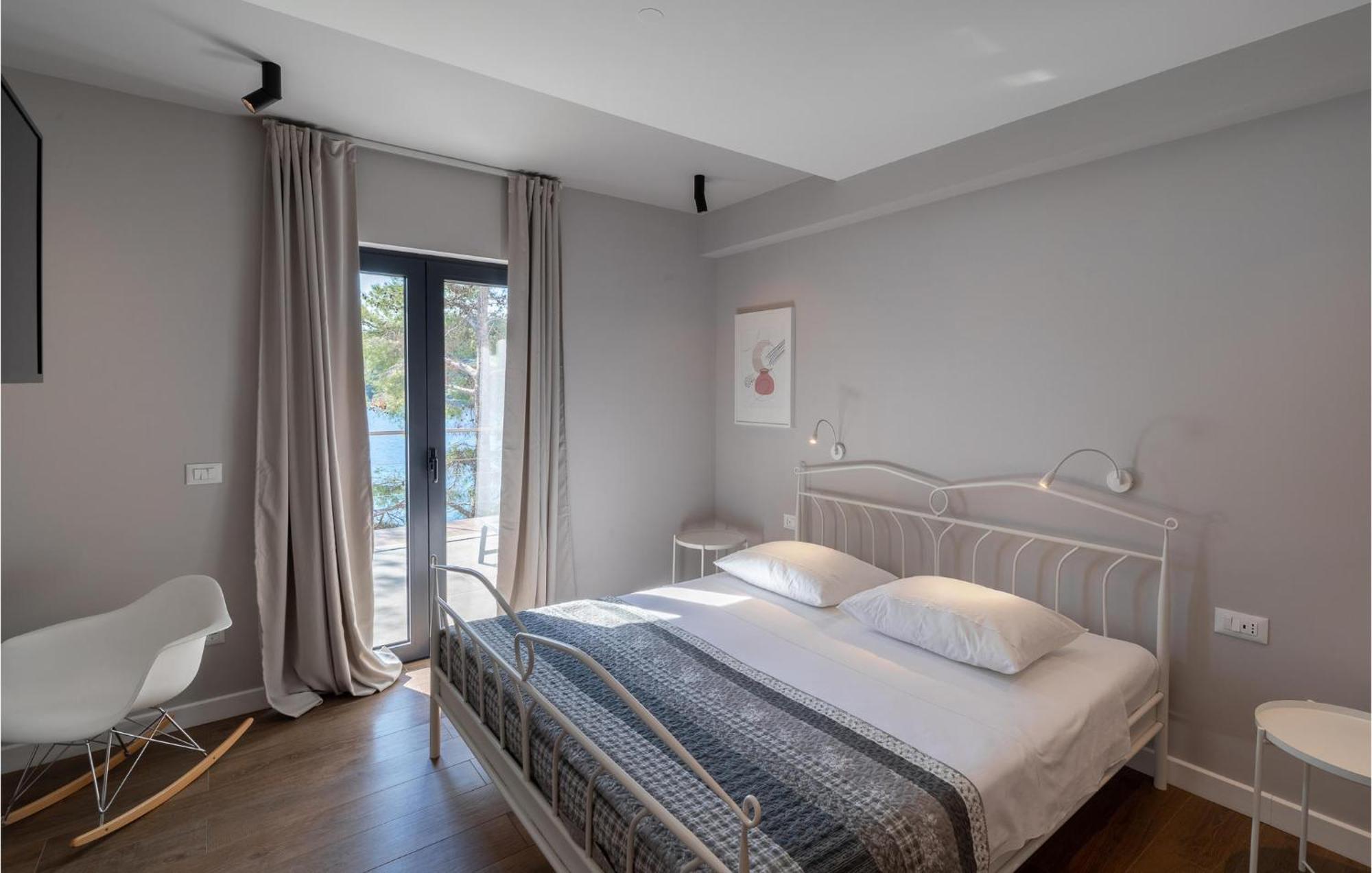 Amazing Home In Blato With Wifi Eksteriør bilde