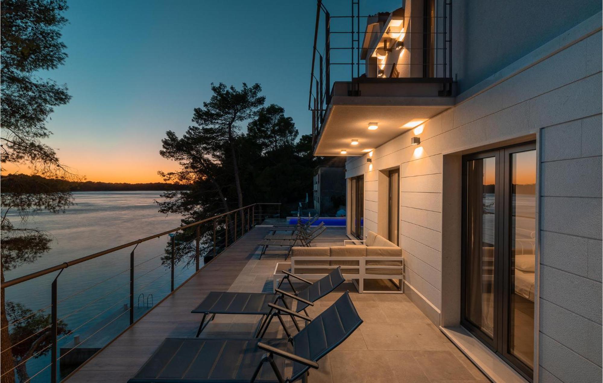 Amazing Home In Blato With Wifi Eksteriør bilde